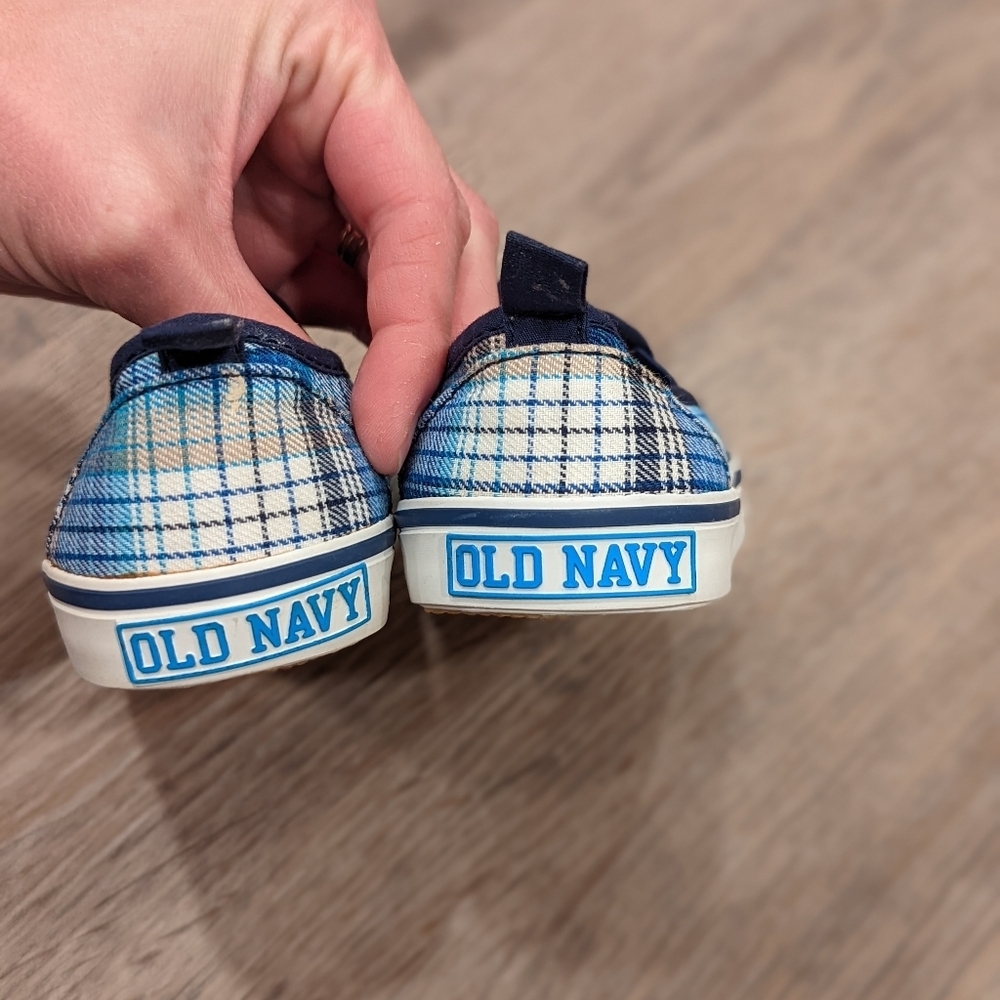NWOT Old Navy Toddler Slip on Shoes - Picture 3 of 5
